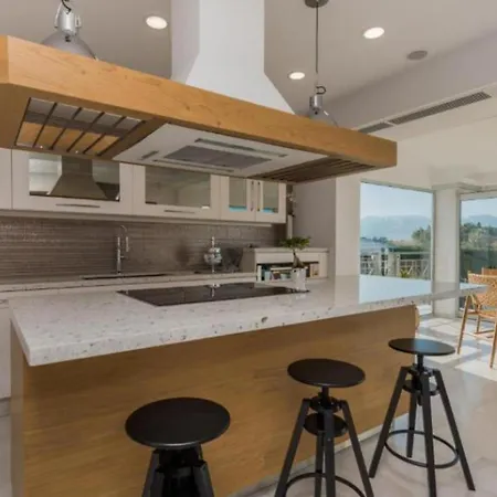 Premium Zakynthos 5 Bedrooms Nezuko Spacious Furnished