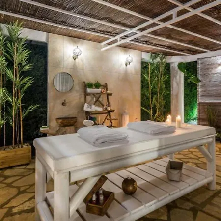 Willa Premium Zakynthos 5 Bedrooms Nezuko Spacious Furnished Sun Terrace Outdoor Dining And Sitting Area Private Outdoor Pool And,