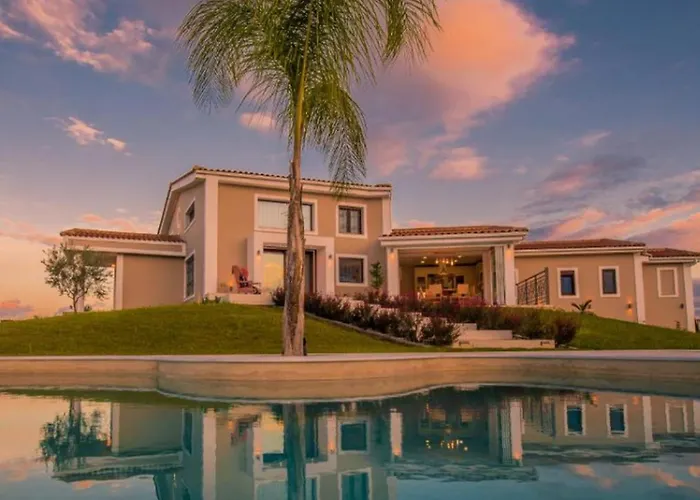Villa Premium Zakynthos 5 Bedrooms Nezuko Spacious Furnished