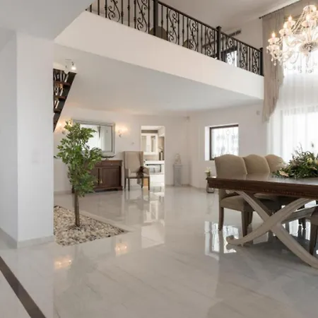 Premium Zakynthos 5 Bedrooms Nezuko Spacious Furnished Sarakinadhon